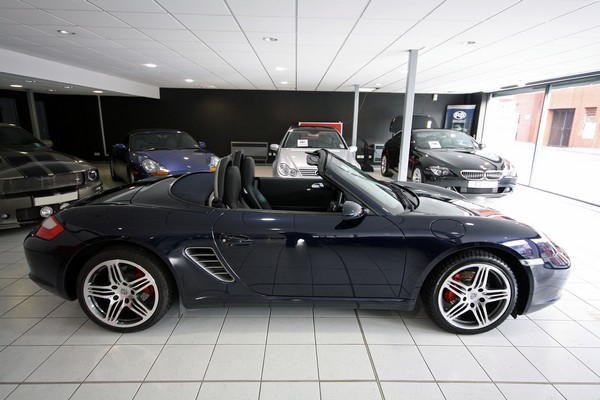 Porsche Boxster 2.7 (245 bhp facelift model) 2005 (55)